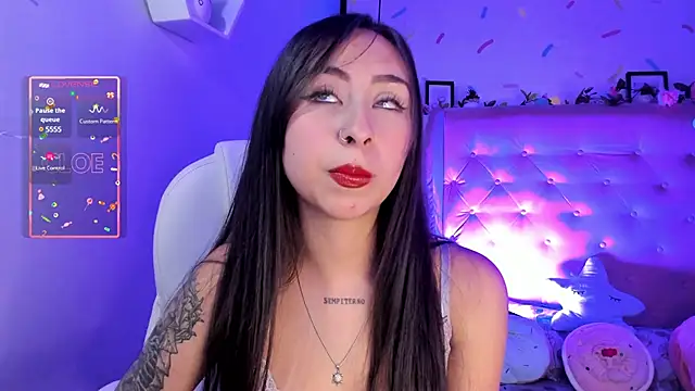 Snapshot of _cloe_martinez chatting on February 2025 10:21:01 PM cloe martinez online show from February 2025 10:21:01 PM