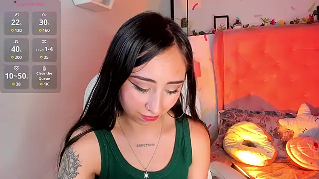 Snapshot of _cloe_martinez chatting on March 2025 09:23:02 PM cloe martinez online show from March 2025 09:23:02 PM