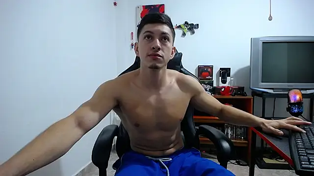 Snapshot of Iam_yourbabyprincess_XD chatting on September 2025 02:57:01 AM Iam yourbabyprincess XD online show from September 2025 02:57:01 AM