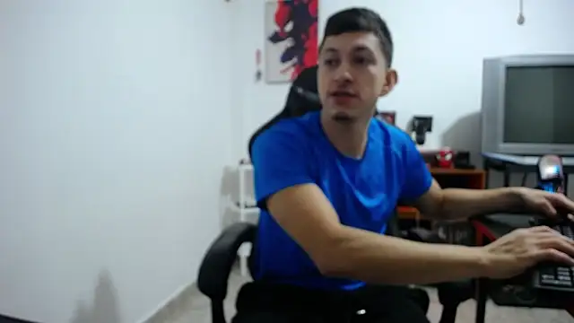 Snapshot of Iam_yourbabyprincess_XD chatting on September 2025 04:47:01 AM Iam yourbabyprincess XD online show from September 2025 04:47:01 AM