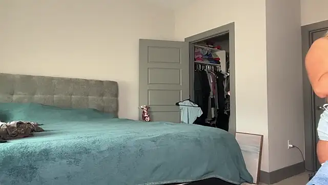 ElenaErickson online show from February 2025 07:42:02 PM