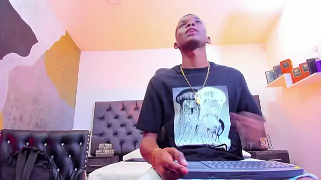 JacksonMuller  online show from December 2024 03:33:02 PM