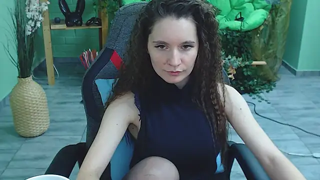 Miss Barbara  online show from February 2025 09:13:02 PM