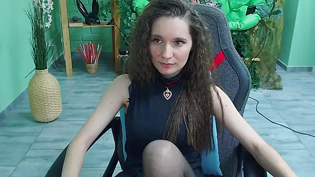 Miss Barbara  online show from February 2025 11:34:02 PM