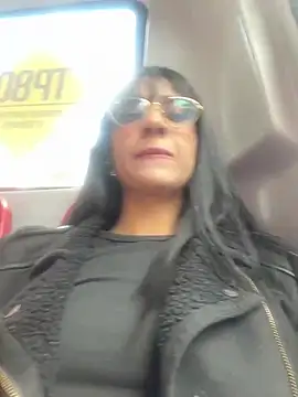 Snapshot of valentinabaez chatting on February 2025 04:45:02 PM valentinabaez online show from February 2025 04:45:02 PM