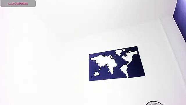 CurvyViolet online show from December 2024 07:29:01 PM