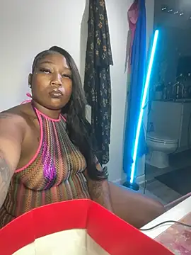 Snapshot of MakeMeCumAsia chatting on April 2026 02:47:02 AM MakeMeCumAsia online show from April 2026 02:47:02 AM