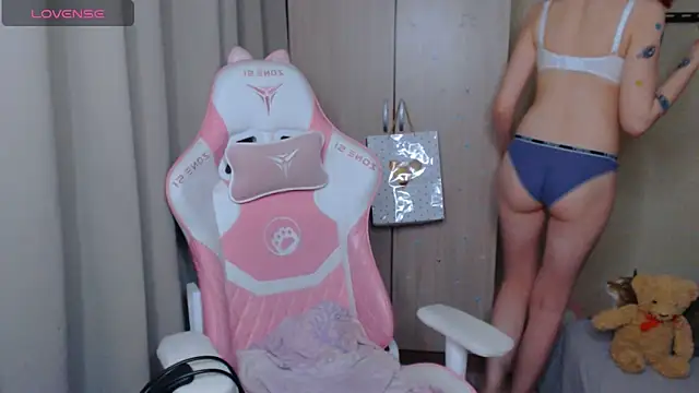 LeahGottty online show from October 2025 10:30:01 PM