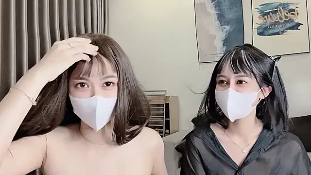 Mono-Stewardesss online show from October 2025 07:40:02 AM