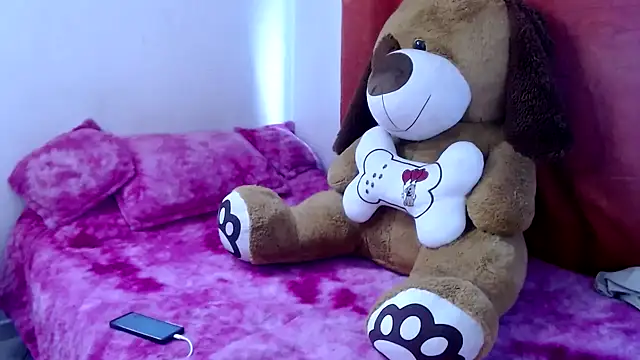 Cristal w online show from February 2026 01:06:02 PM