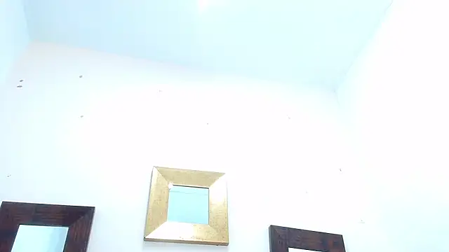 Lila Pinky online show from March 2025 05:39:02 PM