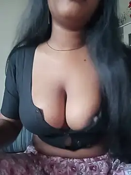 Snapshot of Anusri- chatting on July 2026 11:44:01 PM Anusri- online show from July 2026 11:44:01 PM