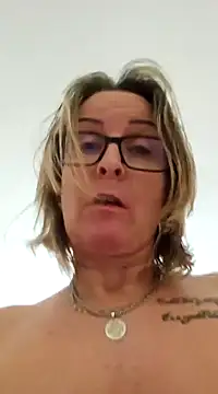 Snapshot of Steffi45 chatting on December 2024 08:44:01 PM Steffi45 online show from December 2024 08:44:01 PM