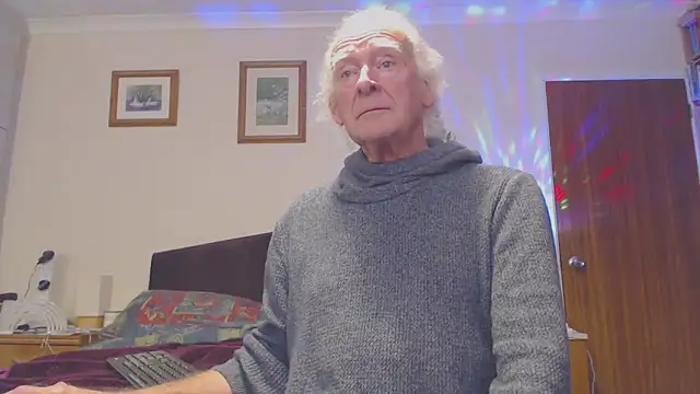 WaverlyKernow online show from December 2024 12:29:02 PM