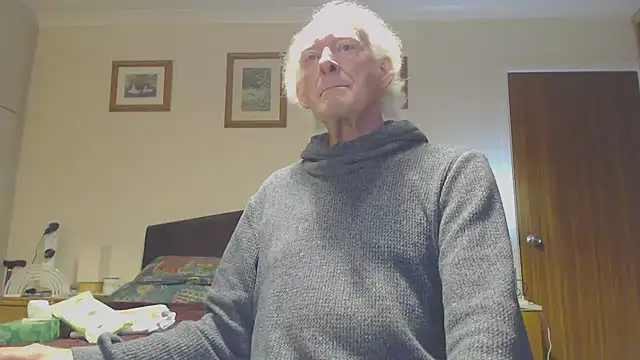 WaverlyKernow online show from December 2024 03:32:01 PM