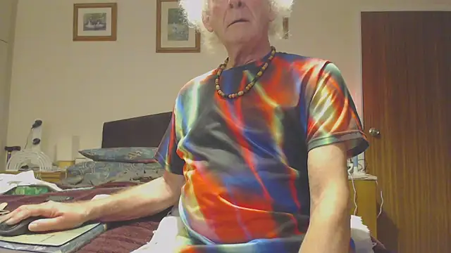 WaverlyKernow online show from December 2024 10:28:01 AM