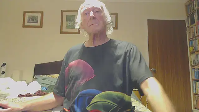 WaverlyKernow online show from January 2025 03:03:01 PM