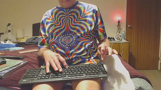 WaverlyKernow online show from January 2025 05:08:01 PM