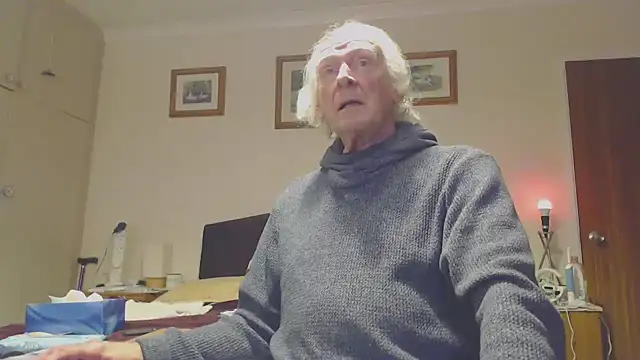 WaverlyKernow online show from January 2025 02:24:02 PM