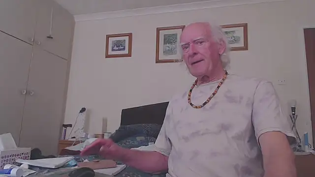 WaverlyKernow online show from March 2025 01:42:02 PM