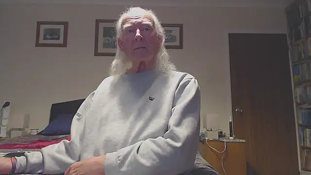 Snapshot of WaverlyKernow chatting on March 2026 02:50:01 PM WaverlyKernow online show from March 2026 02:50:01 PM