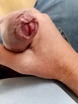 vlas-82 online show from October 2025 07:19:02 AM