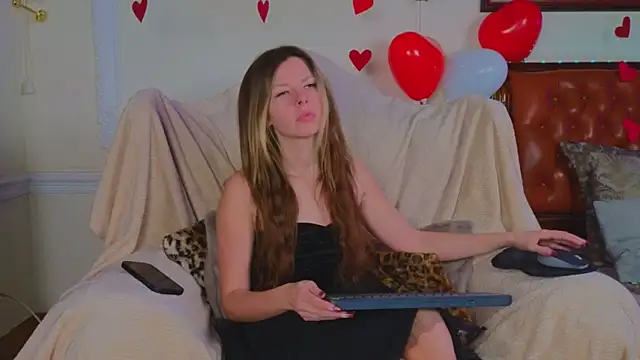 Real Tini online show from February 2025 06:20:02 AM