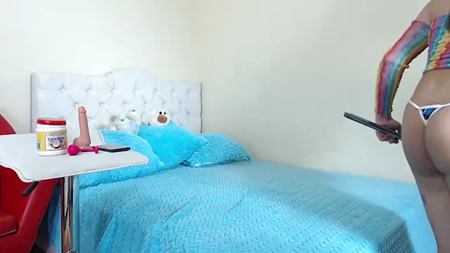 luna hoott online show from March 2025 01:47:01 PM