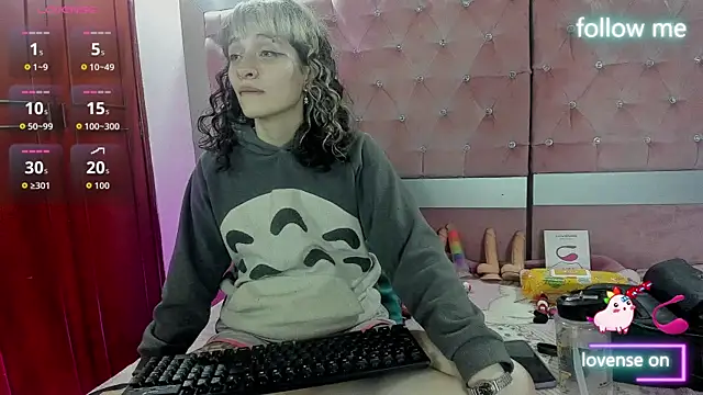 neeko princes online show from November 2025 12:41:02 PM