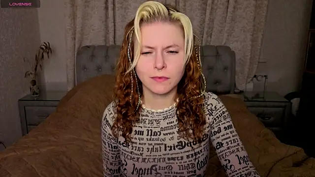 rocky foxy online show from March 2026 08:36:01 PM