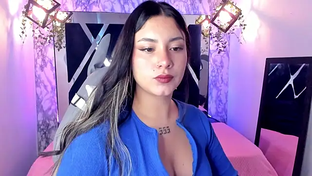 Lia 14  online show from January 2025 11:22:02 AM