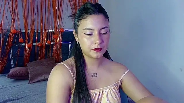 Lia 14  online show from November 2025 03:34:01 PM