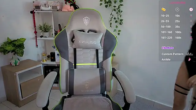 rosse 98  online show from September 2025 01:00:02 PM