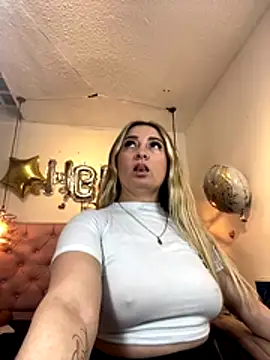 antonella87 online show from November 2025 10:43:02 PM