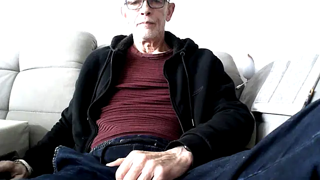 Snapshot of berfri chatting on March 2026 12:21:01 PM berfri online show from March 2026 12:21:01 PM