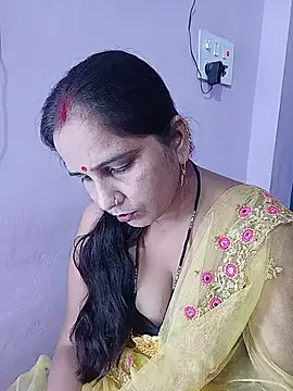 Snapshot of reemacouple007 chatting on June 2026 09:34:01 AM reemacouple007 online show from June 2026 09:34:01 AM