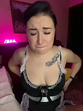 Roxana Bell online show from February 2025 03:54:01 PM