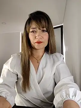 tata laima   online show from November 2025 01:21:02 PM