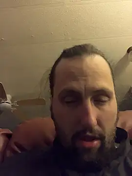 BobbyQ29 online show from December 2025 07:17:01 AM