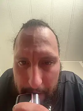 BobbyQ29 online show from February 2026 11:52:01 PM