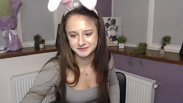 Caramel bunny online show from March 2025 04:31:02 PM