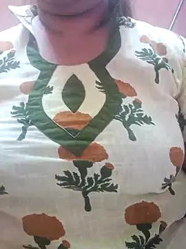 Snapshot of Ravina_patil1 chatting on March 2025 09:42:02 PM Ravina patil1 online show from March 2025 09:42:02 PM