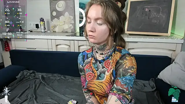 Mary Xextra online show from March 2026 09:15:01 AM