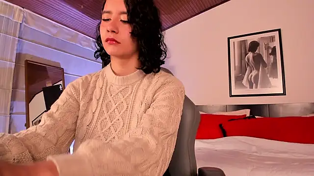 Moony 14 online show from October 2025 01:03:02 PM