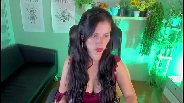 Aliiz 01 online show from January 2025 03:05:02 AM