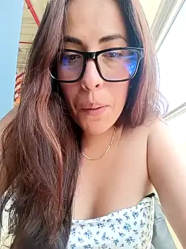 Lena-32 online show from January 2025 05:05:01 PM