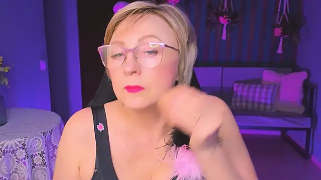 sugar vivien online show from March 2025 09:13:01 AM