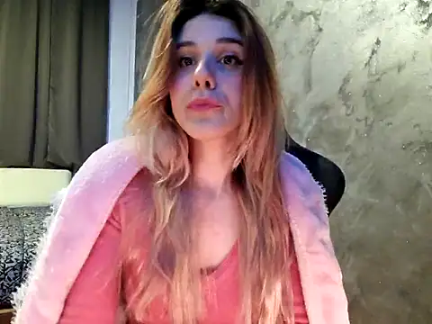 Snapshot of LeylaRosse chatting on March 2025 09:51:02 AM LeylaRosse online show from March 2025 09:51:02 AM