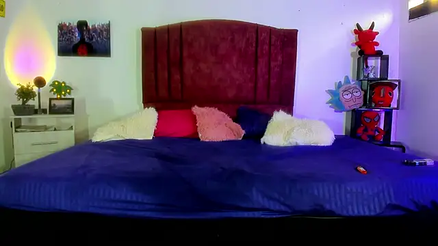Snapshot of alisson_zafiro_ chatting on January 2025 04:06:02 PM alisson zafiro online show from January 2025 04:06:02 PM