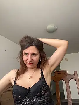 Snapshot of JasmineGlamour chatting on June 2026 12:33:02 PM JasmineGlamour online show from June 2026 12:33:02 PM